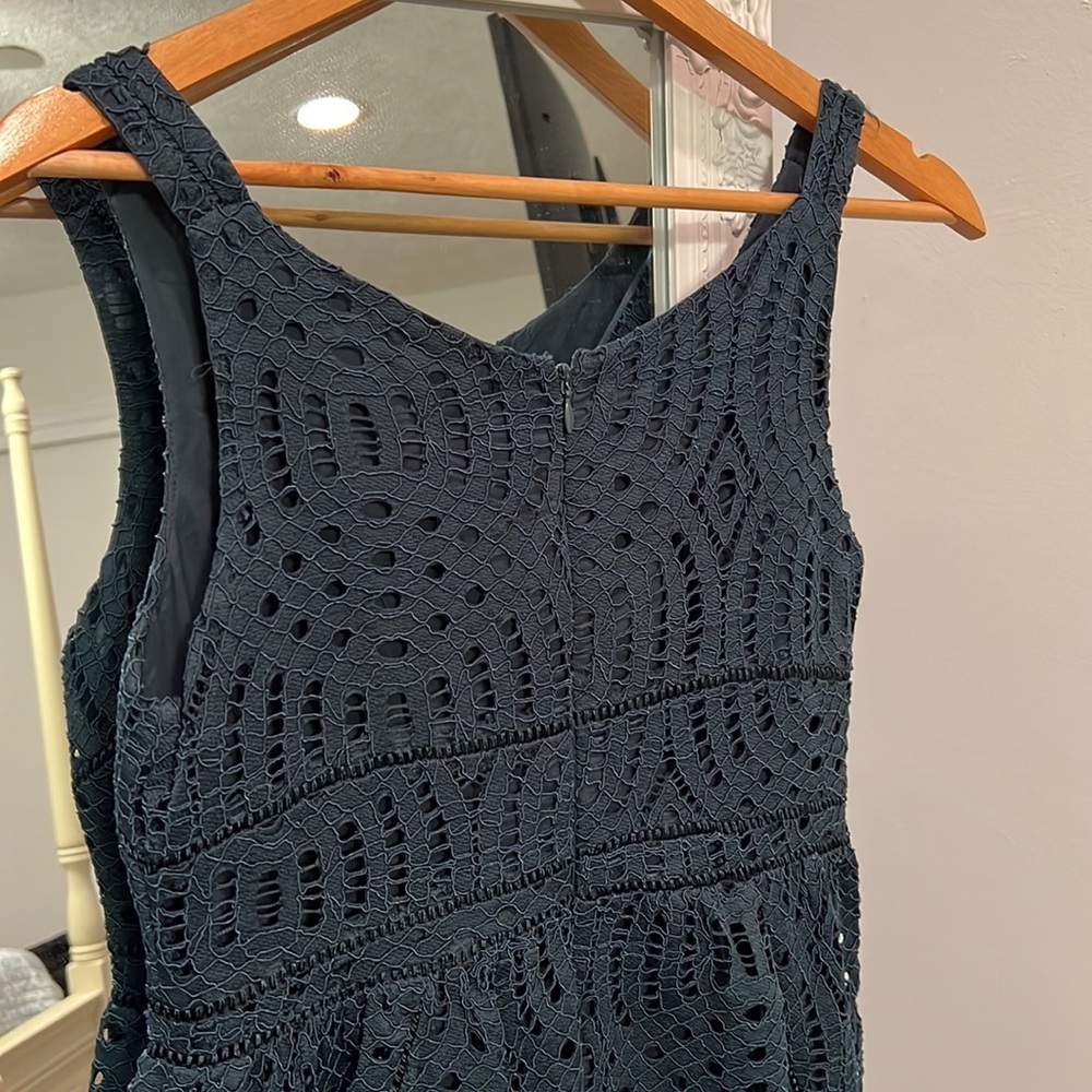 045 Ann Taylor Dark Green Lace Dress - Picture 8 of 9